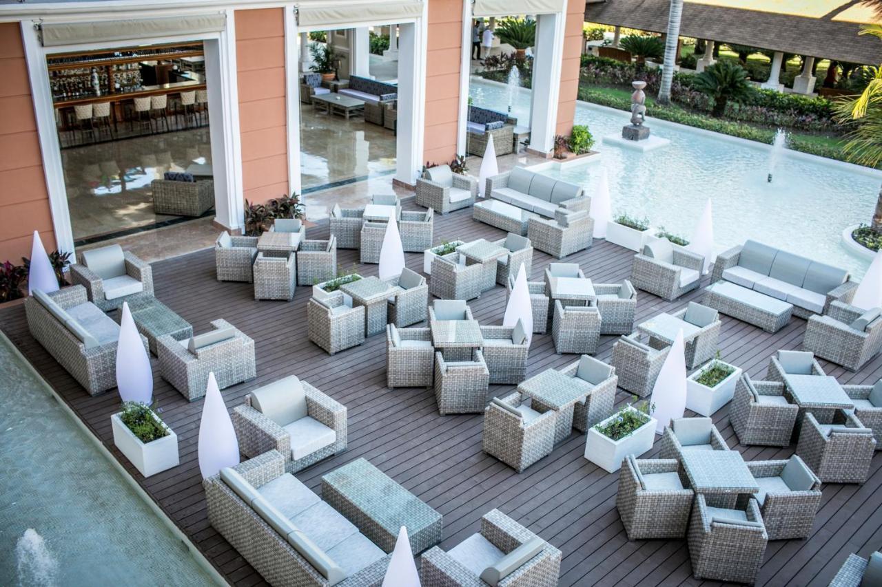 Majestic Colonial Punta Cana (Adults Only) Hotel Exterior photo The lobby of the hotel