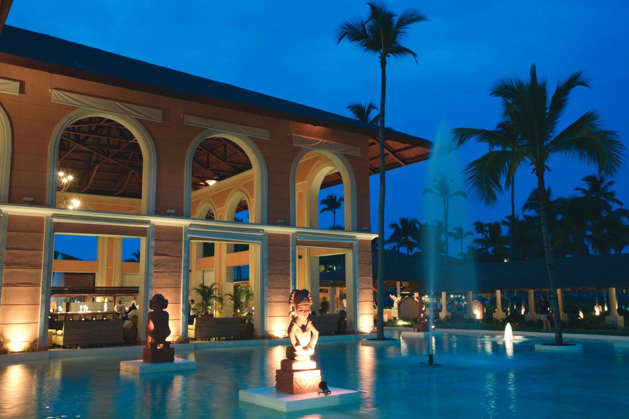 Majestic Colonial Punta Cana (Adults Only) Hotel Exterior photo The Royal Mirage Hotel