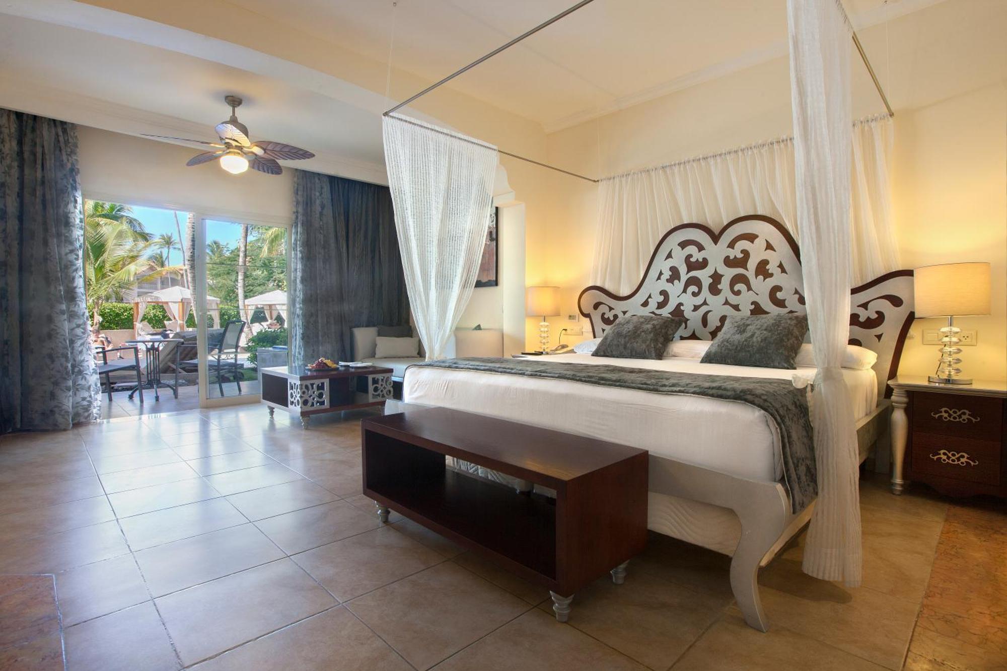 Majestic Colonial Punta Cana (Adults Only) Hotel Room photo Junior Suite